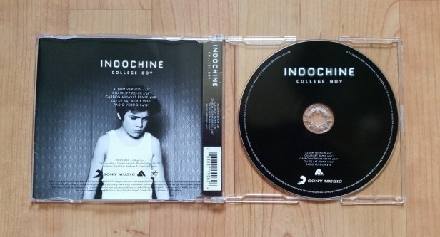 11-college-boy-supports